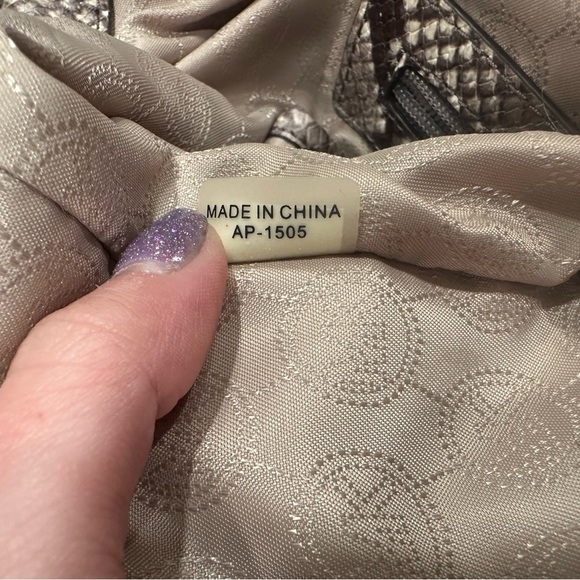 Michael Kors Large Embossed Leather Satchel Snakeskin - Picture 9 of 11